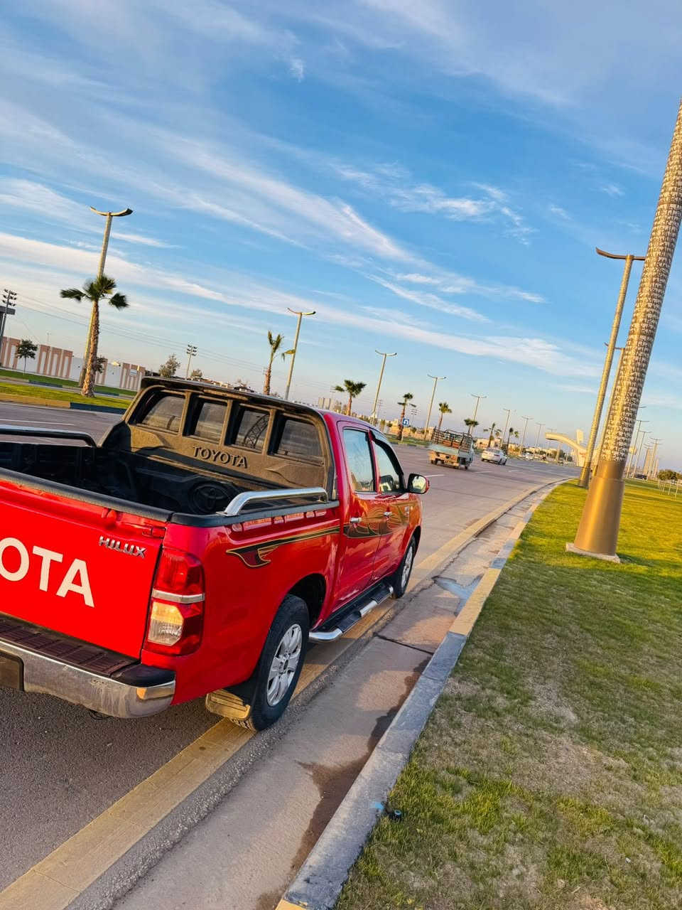 للبيع بيكم 2010سعودي شاصي12بيه صبغ مو مكفوله كير محرك صدر كله جديد كامله مابيه اي نقص كير اتماتيك السعر 165وبيه مجال سونار وياه 
***********مكاني الفلوجه
