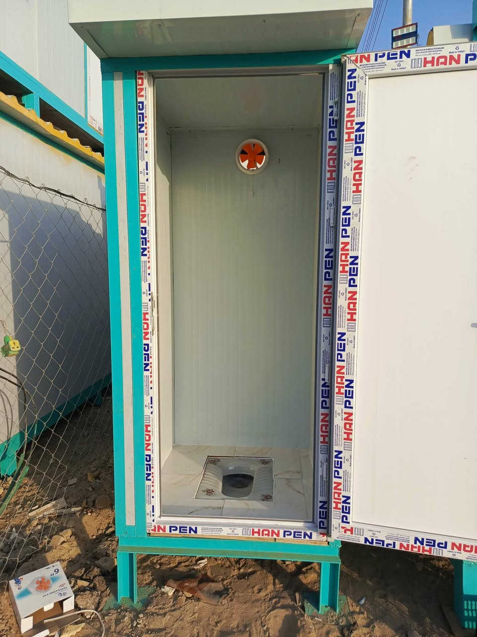 مستعدون لعمل جميع الكرفانات والقياسات وباسعار مناسبه وعمل موقعي للاستفسار ***********
