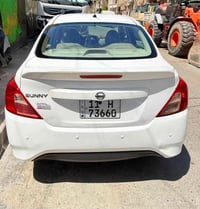 نسيان سني هندي 19 .ماشيه 135 بيها  باب خلفي وجاملغ  خلفي  السعر 100 وب...