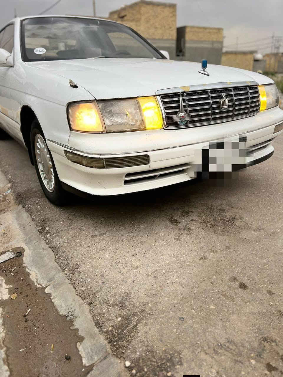 البيع بطه 93واسط  سنويه منتهيه مكينه 2500ديلكوالسياره  مكفوله من الضربه القويه السياره بلاديه مابيهه صبغ  العنوان واسط الحي.  *********** السعر 60وبيهه مجال قليل
