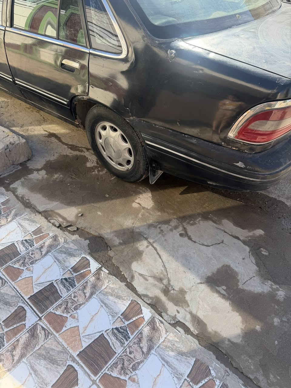 للبيع دايو برنس موديل 1993جاهزه من كلشي كير محرك صدر سنو يه مجدده ل 2028 السعر 32$وبيه مجال موقع السياره الرمادي الخمسه كيلو استفسار ***********
