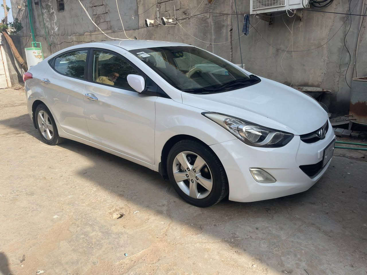 سلام عليكم النتره مديل 12 خليجي مكينه 1600كفاله ضربه وتبديل بيه ملاحضات بسيطه تخم تاير حداديه سياره جاهزه من كلشي العنوان البصره القبله***********
السعر117 وبيه مجال قليل البصرة, العراق
