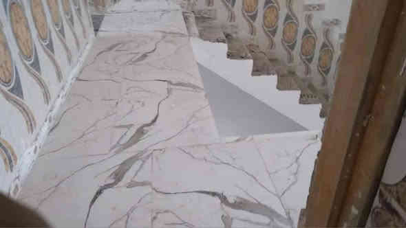 بيت مساحه 150 الموقع الحر السواده
ماء كهرباء في الباب   بناء جديد يتكون من ستقبال كبير مطبخ 3 صحيات  معه 5أغرف أكبار بناء كون كريت مسلح درجه أوله رقم راعي البيت *********** السعر 85
