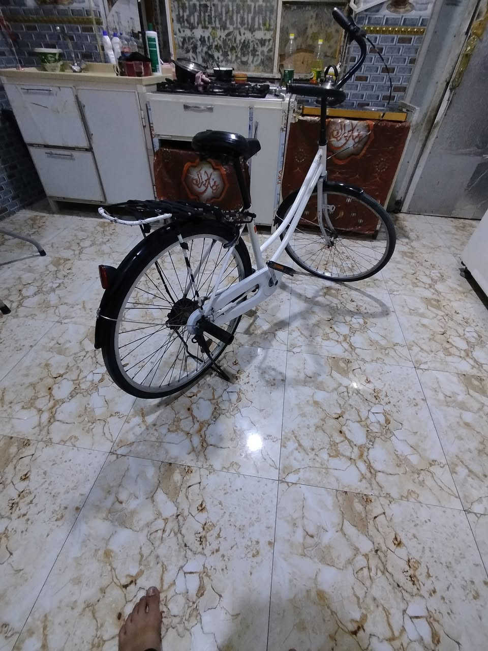 السلام عليكم عندي هاذه الباسكل البيع نضيف  خوش بايسكل الباسكل كامل الاغراض  المكان ناصريه السعر 65 وبي مجال


**إذا كنت صاحب هذا الإعلان وتريد حذفه لأي سبب، رجاءا أرسل رسالة إلى الدعم الفني**