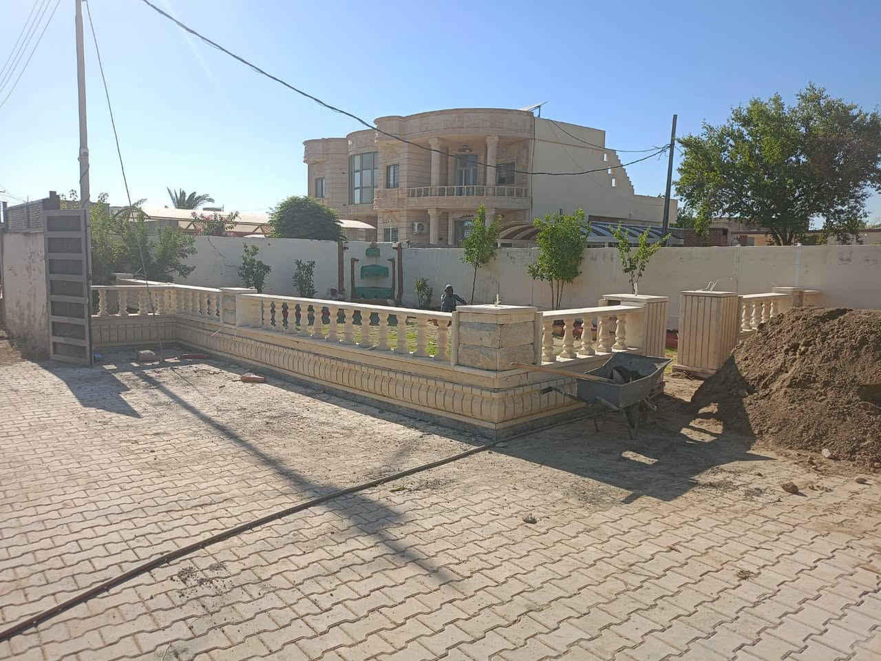 يوجد كادر اعمل حلان متكامل تجهيز وعمل وبسعر مناسب  الهاتف:/*********** ؛***********
