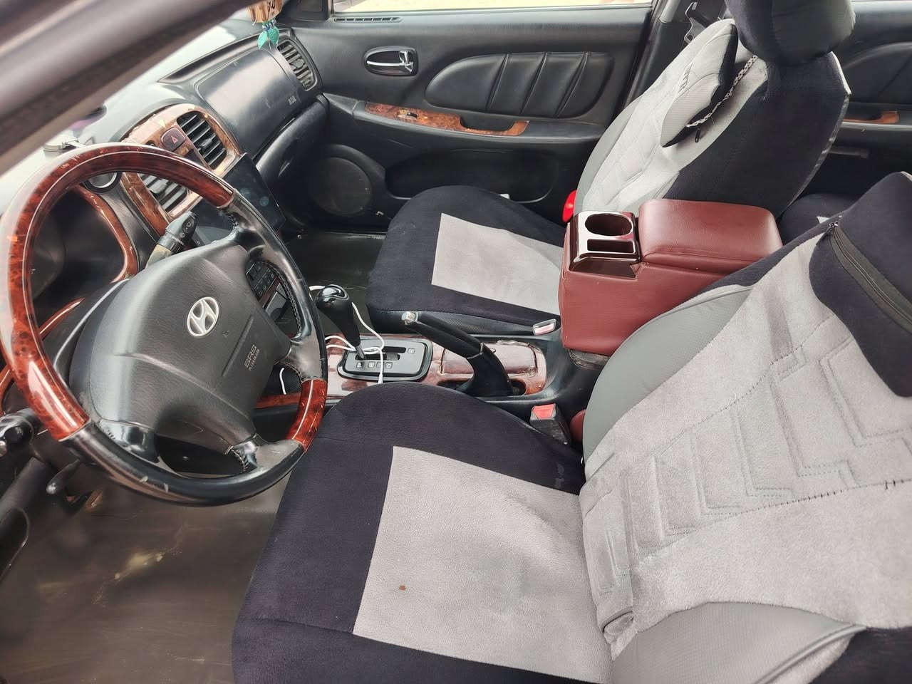 سوناتا وفود
مكينهv 6
موديل2004
رقم بغداد مشروع وطني
سياره نضيفه وعليها ادامه كامله مانقصها برقي
الاستفسار الاتصال ع رقم ***********
السعر60قفل 
مكاني كوت..
