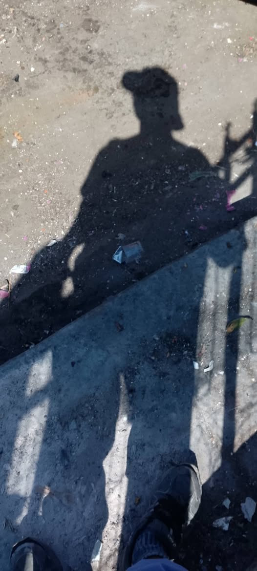 السلام عليكم ستوته للبيع موديل 23 ستوته نظيفه نظافه 100% مكانك بغداد البلديات حي التراث رقم الهاتف ***********سعر 2100
