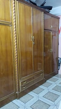 كنتور صاج • ميز تواليت