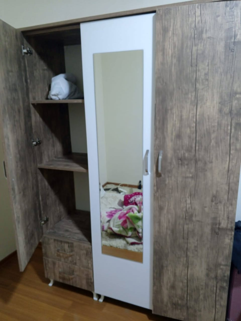 أغراض منزليه للبيع الاتصال على الرقم ***********
*********** حصرا
