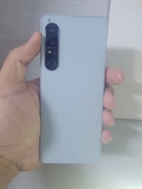 سوني 1 مارك 4 ذاكرة 256 دبل خط بيه طخات بلشاصي ب 275 بغداد جميلة 07722...