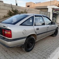 اوبل فكترا موديل ١٩٩٢  محرك ١٨ سقف سلايت رقم كركوك  سنويه بأسمي لحد ٢٠...