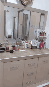 من معرض محمد العزاوي  غرفه نوم تركيا مع دوشك نظافه 90% السعر 500الف فق...