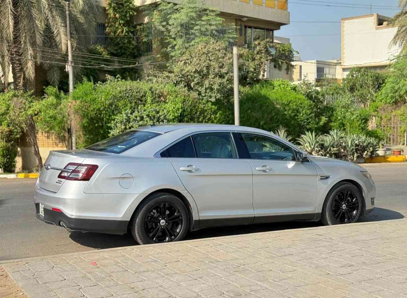 تورس 2016 امريكي بيع او مراوس 
 ماشيه 80 الف فول مواصفات بدون فتحة غرفة جلد جديدة كلش شاشه كبيرة بصمات تشغيل عن بعد كراسي كهرباء وبعد هواي مواصفات
حادثها تبديل جاملغ امامي والبنيد نفسه مصلح بدون اي دواخل رقم اربيل بأسمي جاهزة بدون اي نقص مكينه كير حداديه تايرات كلها جاهزة مكانها بغداد *********** بغداد, العراق
