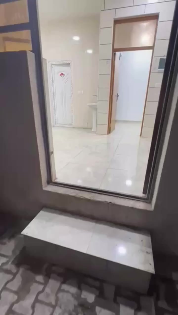 دار حديث للايجار ارضي استقبال وغرفتين المساحه ٧٢ وإيجار ٦٠٠ للإستفسار واتساب ***********
