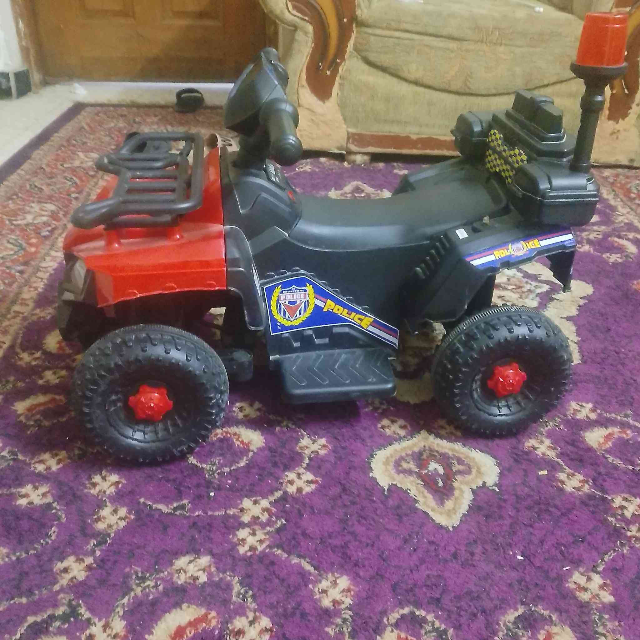 دراجه بوليس سعرها 30,000 وبيها مجال ***********
