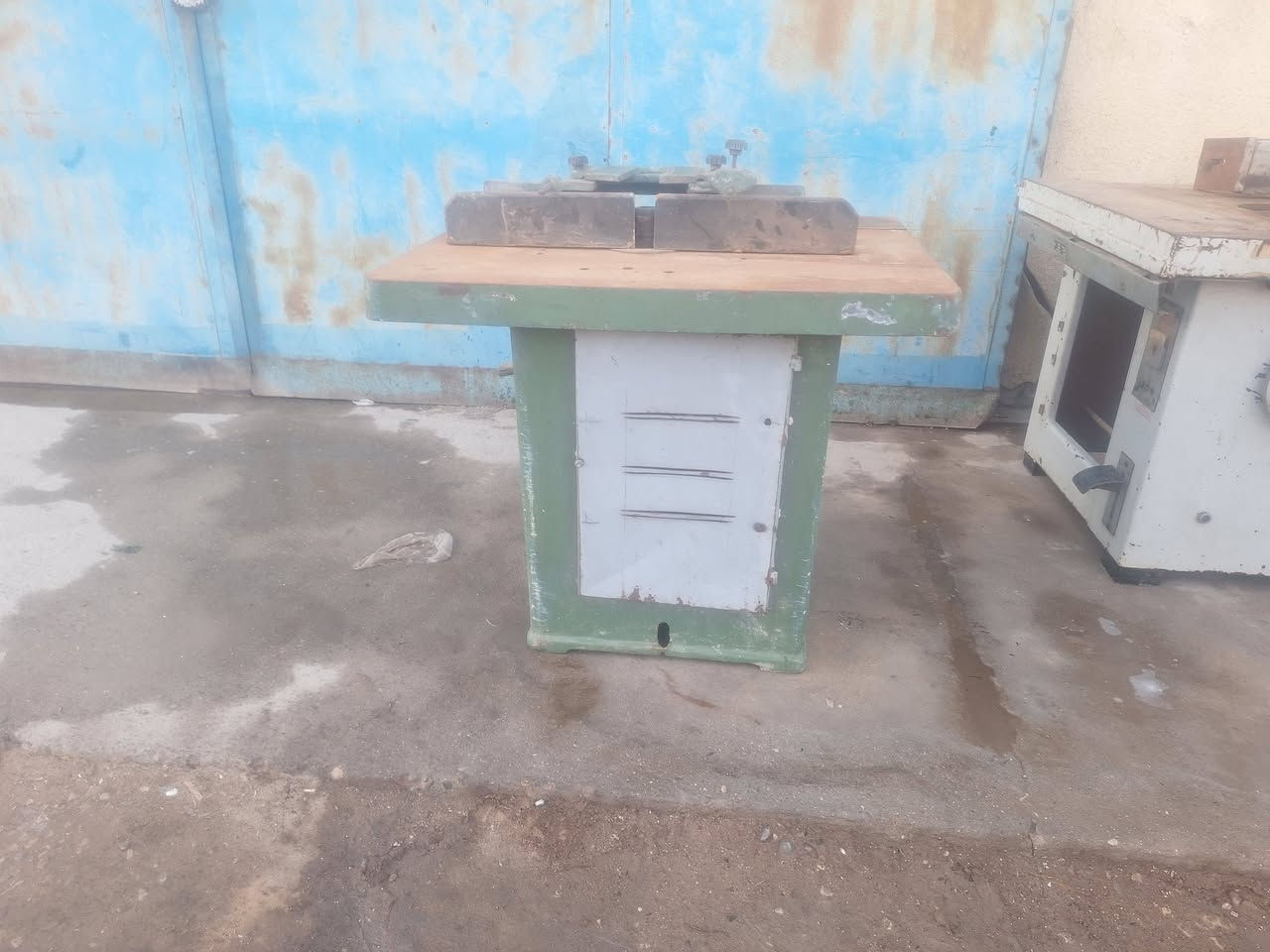 فريزه ألماني شفت قياس ٣٥ملم بلاديه جاهزه ***********.  العماره المجر الكبير  السعر ١١٠٠
