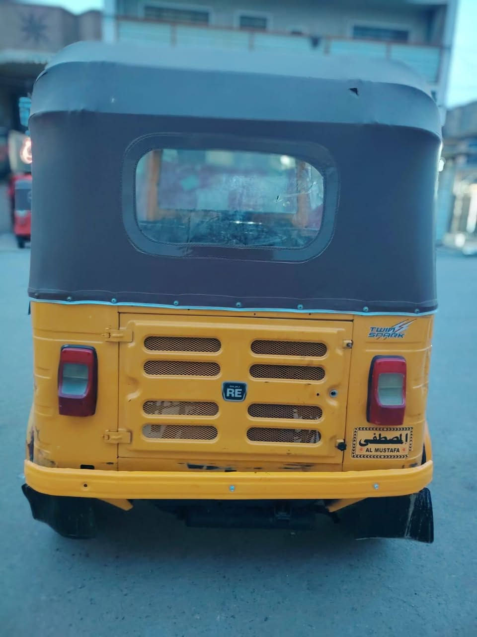 السلام عليكم تكتك موديل ١٩ رقم وسنويه تحويل بشرط التكتك ترايهه حلو محركه ناعم بس بيه تنقيص شي قليل اكسل لاونه ولا صوت بريك جديد
سعرهه ٥٦٠٠ وبيه مجال مكاني الشعب ***********
