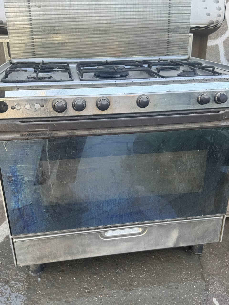 سلام عليكم غراض منزلي للبيع   مكان دوره ابودشير


**إذا كنت صاحب هذا الإعلان وتريد حذفه لأي سبب، رجاءا أرسل رسالة إلى الدعم الفني**