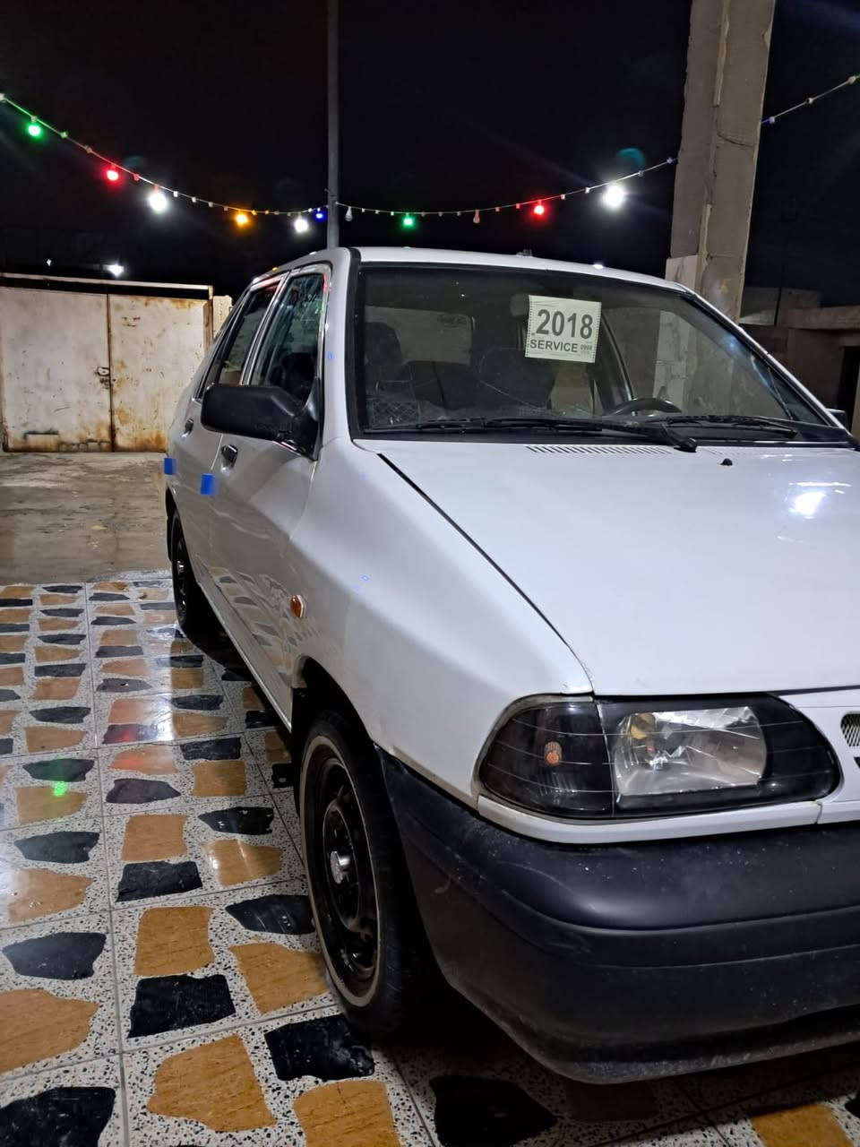 السلام عليكم 
سايبه مديل ١٨
مكينه وكير كيه برايت كفاله 
تخم تاير جديد كهربائيات كله شغاله/حداده جديده تبريد منضومه مال كوري/لايت زنون/
معمره الهلالات/ تحويل ثاني يوم 
السعر ٣٨ وبيهه مجال قليل للاستفسار
*********** مكانهه البصره الزبير
