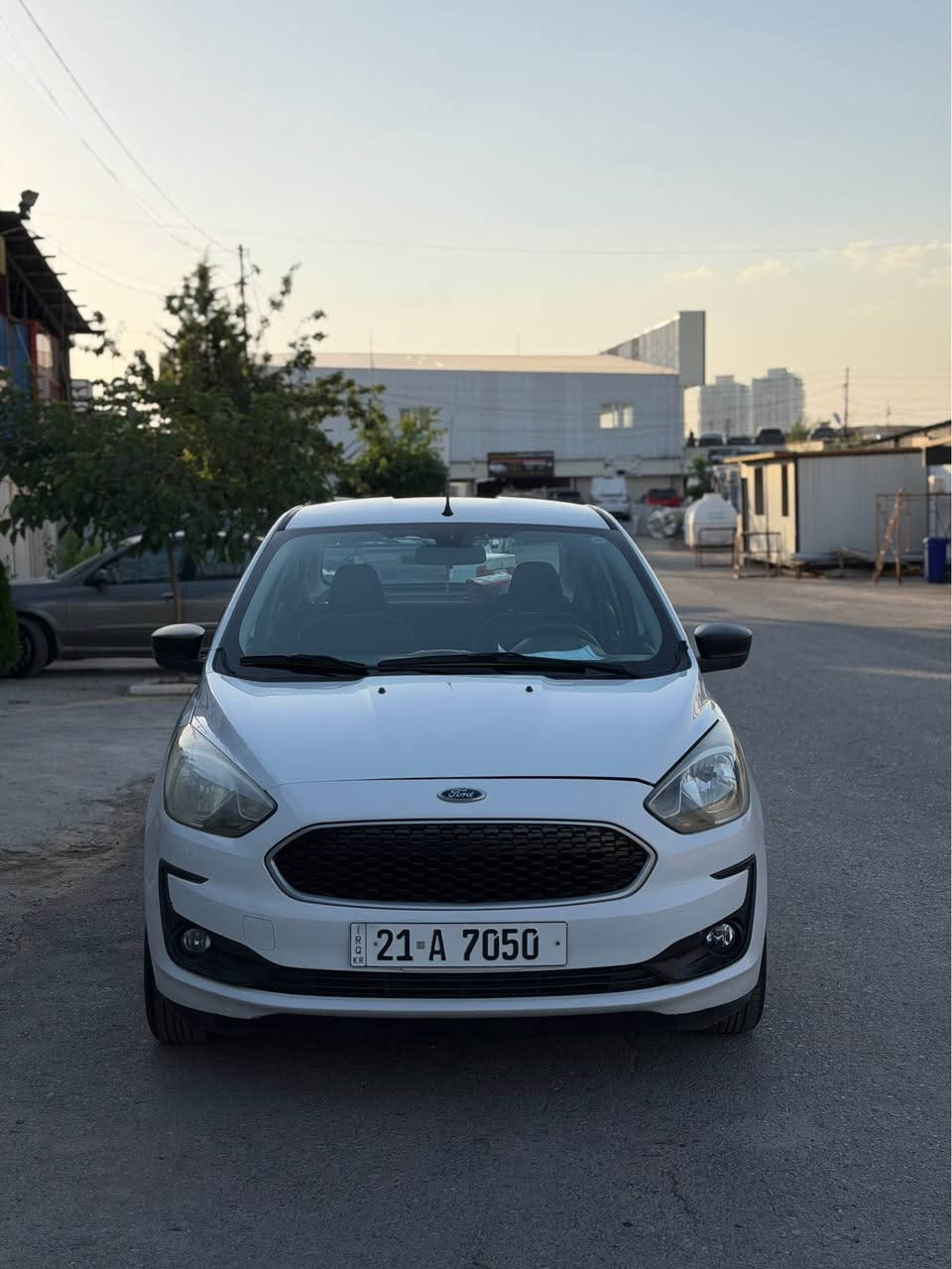 سلاوى خواتان ليبيت 
FORD FIGO 2019
فورد فيگو ٢٠١٩
٢ جا م كاره با 
سيسته مى ABC
بلاجكتور 
٣ بستون
١٥٠,٠٠٠ كم روشتوه 
بى مه سره ف
ده عامى بو ده عامى به شرت 
سه ياره كه بى بوياخه ده عاميه كانيشى بوياخى نيه 
ته نها ٣ ته عديلى بجوكى هه يه شايه نى باس نيه 
گير و مه كينه به شرت نه كراوه ته وه 
گيرى به شرت نه كراوه چركه ى نيه 
ناونيشان سليمانى 
*********** 
نرخى: ٧٨$ گه لا كه ميك مه جال السليمانية, العراق
