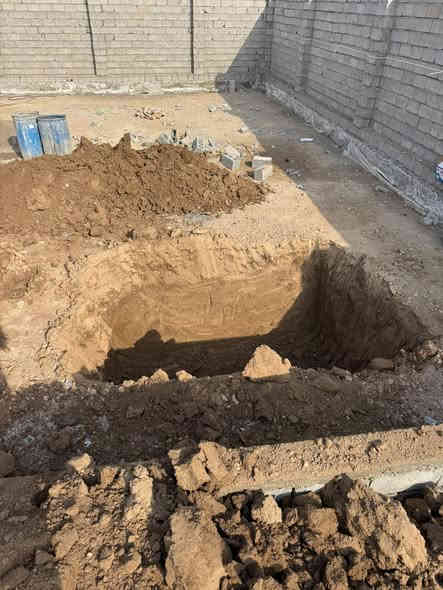 السلام عليكم ورحمة الله وبركاته 
يتم بنا عدد من مزارع بأدارة وشراف وتنفيذ من قبل ابو زينب الحمداني 
معه اروع كوادرنا الابطال الذي تنجز عملهم بكل اخلاص 
غايتنا المصداقيه وسرعه إنجاز العمل ومن لله التوفيق 
الحمداني للعقار والمقاولات:***********
