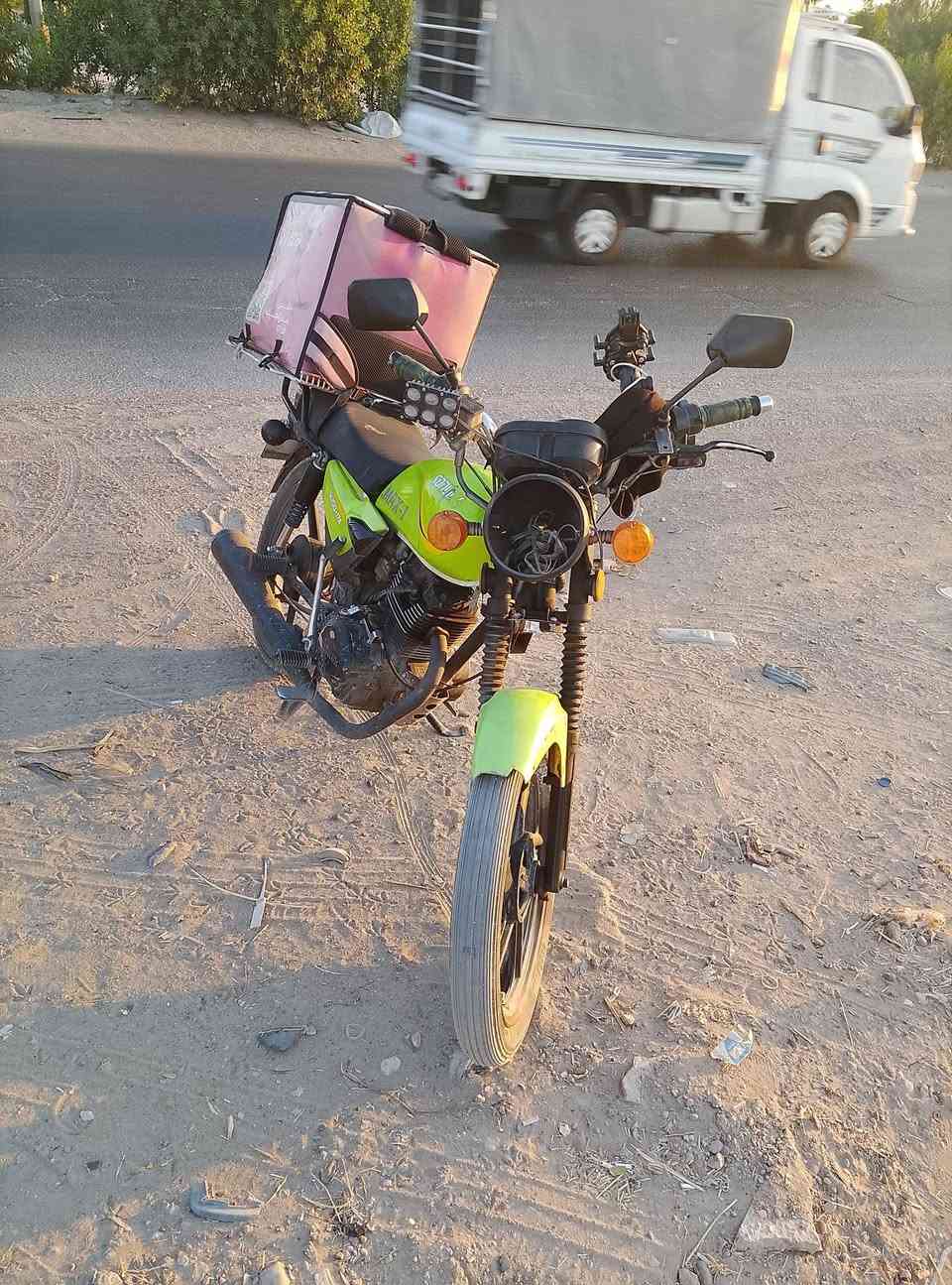 السلام عليكم سونك موديل 23
محرك 200
هزتها جديده قبل7 ايام 
رقم بغداد انكليزي 
مال شغل خير من الله 
سبب البيع متوازي ع فلوس 
السعر مليون و 400
وبيها مجال لطيبين


**إذا كنت صاحب هذا الإعلان وتريد حذفه لأي سبب، رجاءا أرسل رسالة إلى الدعم الفني**