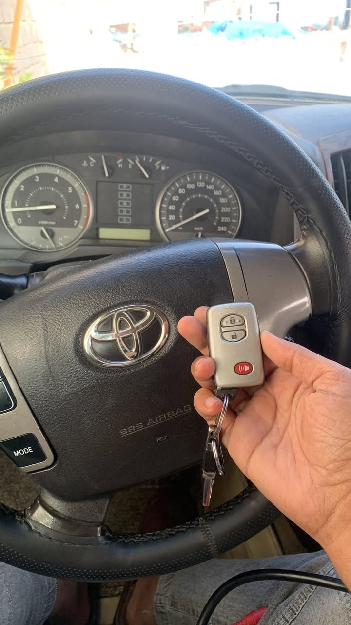 برمجة بصمات 
برمجة ريمونات -استنساخ مفاتيح - برمجة سكيورتي 
الشويلي قلعة سكر 
***********
