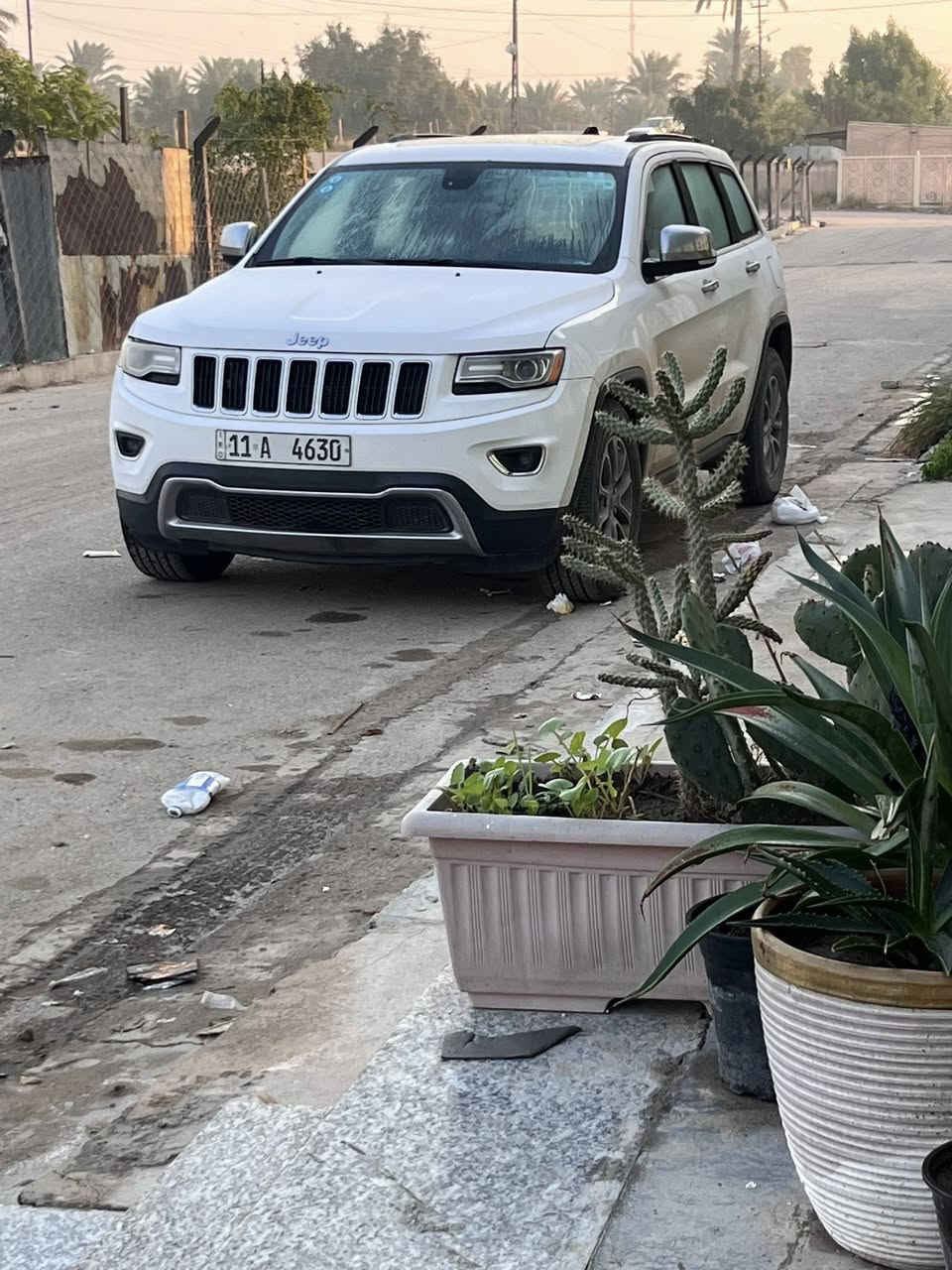 جيب شيروكي 2014   كلين فول مواصفات عده جزء من دعاميه صبغ سيارة خير من الله ***********سعر.       218 بيها مجال حك جيه شراي اتصل
