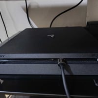 بلي فور • نضيف • مع يدتين