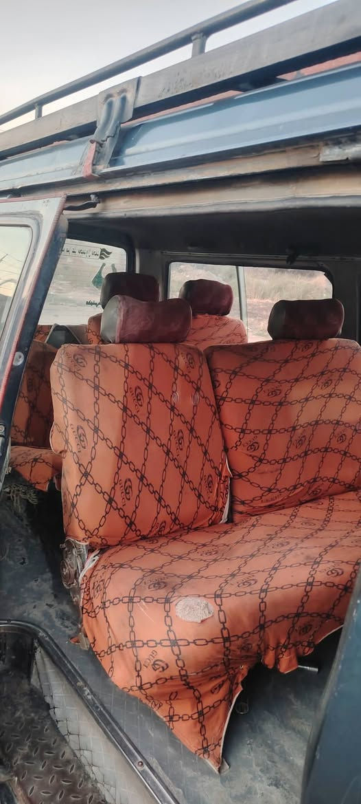 السلام عليكم كيا بستا موديل 95 السياره مكفوله من شاصي حداديه كبل الشارع ماتخسر عليه ربع السنويه الحد 28  *********** تصل بصاحب رقم اني مكلف
