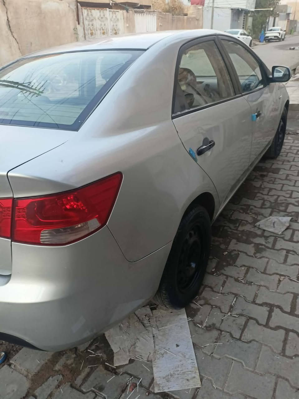 سيراتوا موديل 10محرك 1800كير محرك حداديه تايرتات تبريد تدفئه كهربائيات كله شغاله كص جنطه متوم شمالي مكاني كربلاء المقدسة السعر 43وبيها مجال ومراوس ترهم
***********
وبي وتساب
