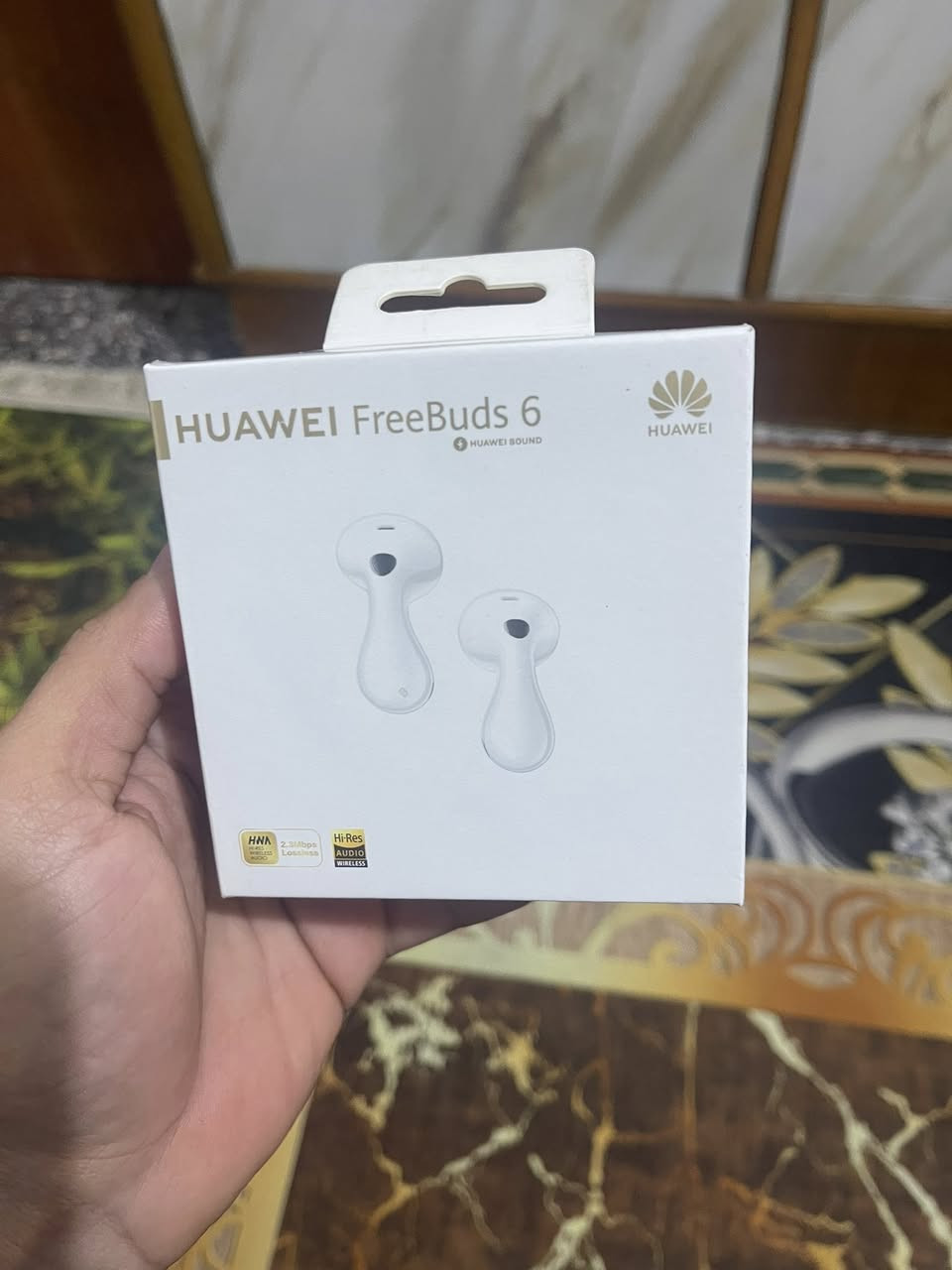 سلام عليكم سماعات فري بود 6 ممفتوحه للبيع 
سعرهه بالمحلات 169 الف اني اريدهه ب160 
***********وتساب 
خاص ماجاوب واني ممنون
