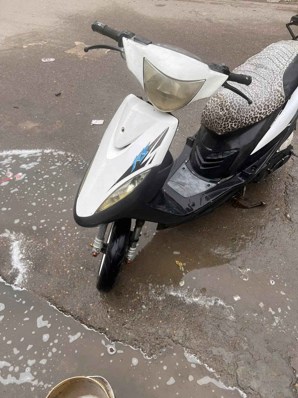 دراجه نضيفه و مابيه اي نقص
مكاني الحسينيه

***********
