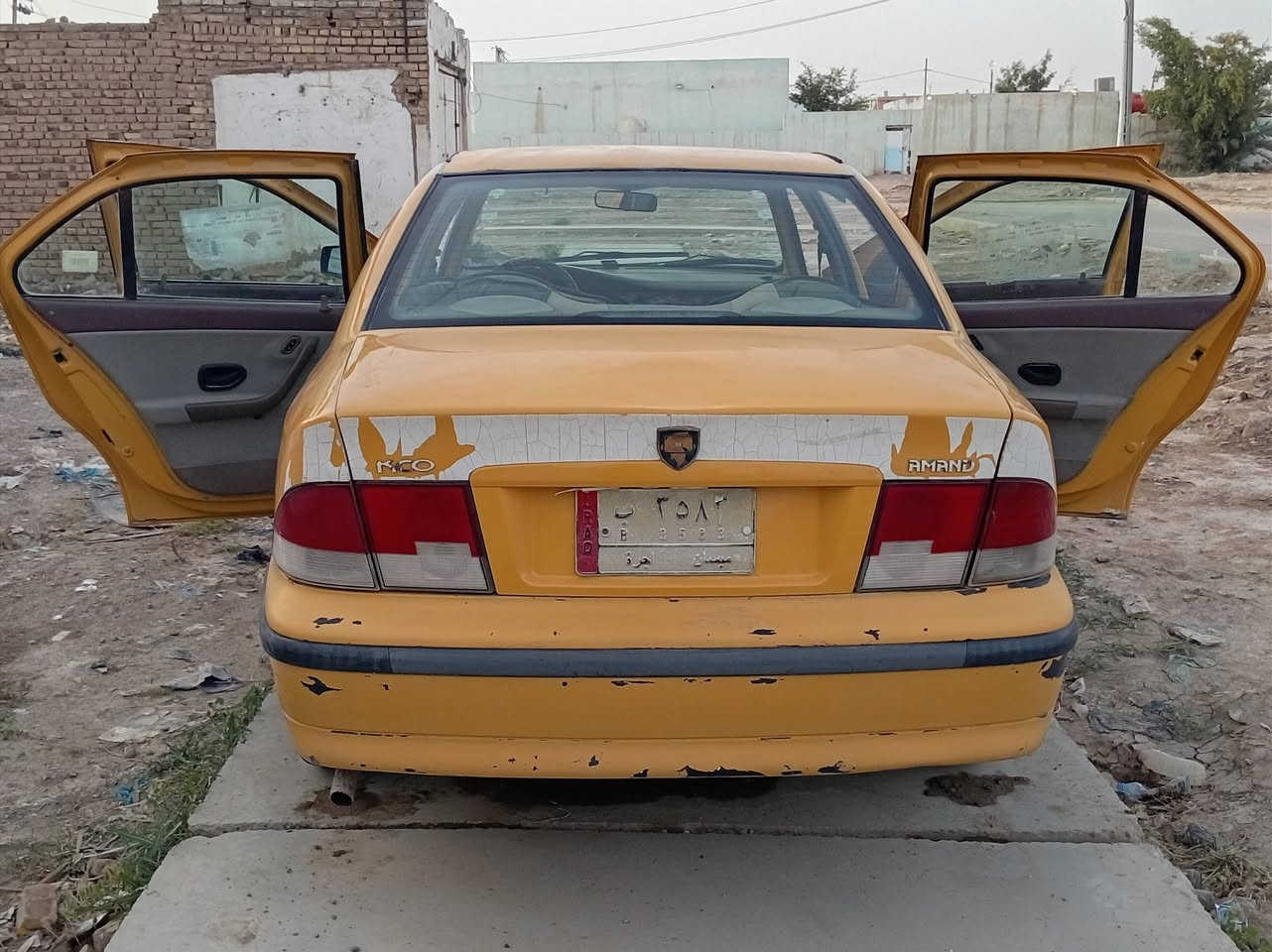 السلام عليكم اخوان من رخصة مدراء الكروبات عندي سياره سمند ناطق كشر نظيف وكير ومحرك فرنسي جيد جدا لاتنقيص ولاتبخير طخم تاير بسبب الوعود الكاذبه نزلت من سعرها جنت عارضها ب 20 ورقه ويه الطلب عليها ٢٥٠ الف وهسه سويتها ب ١٧ ورقه عندي مريض ويحتاجله عمليه ومتضايق كلش الرجاء البريد يشتري انه خادم اله وهذا رقم تليفوني *********** ابومحمد العنوان العماره العمارات الجديده مقابل القطاع اخوكم حيل محتاج والله
