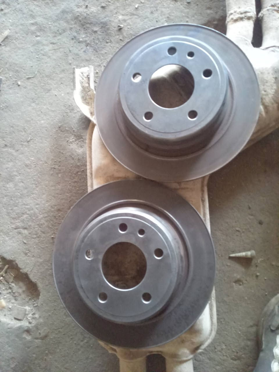 للبيع غراض 700كربلاء يوجد توصيل كافت المحافضات قطع زغار فقط ***********
