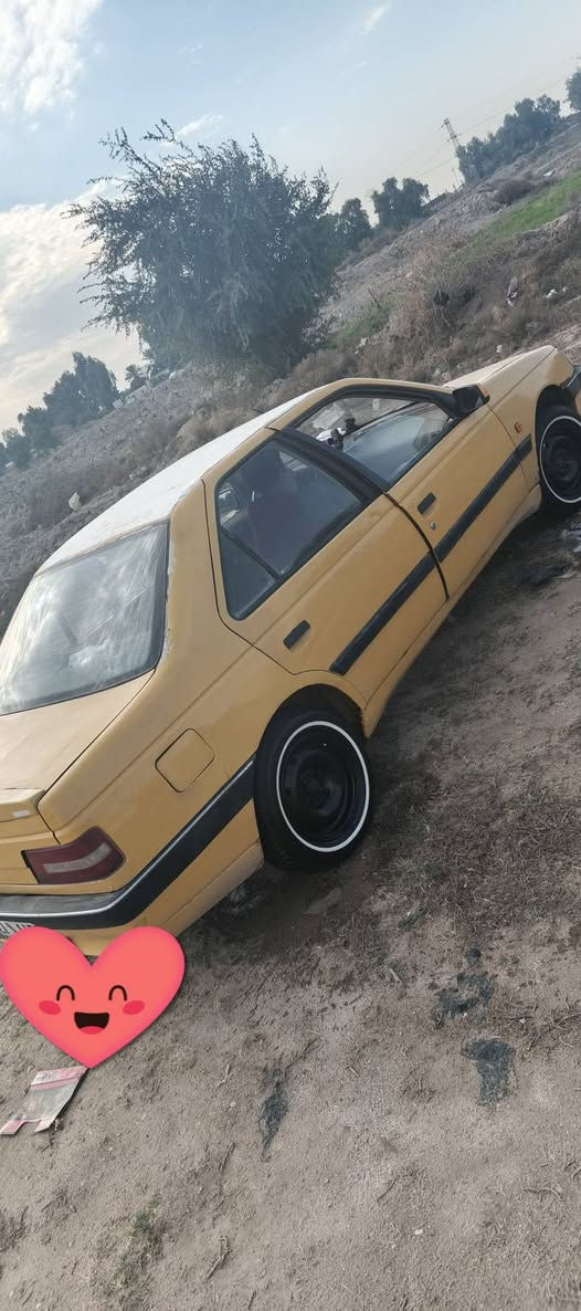 بيجو ٤٠٥ مديل ٢٠١٢ سيارة جاهزة من مكينة وكير شرط حدادية من الطول لطول جاهزة مابيهة كل نقص هورن بوش اصلي لايت زنون مصفرة السيارة تخم تاير مشط بور كهربائيات جاهزة للأخير السيارةكبل لشارع ماتذب عليهة ربع سنوية ل ٣٠ هزه مرور كامله ورقم نگليزي ذي قار تريد مداور تريد وكاله وتدلل سياره خير من اللة مكفوله من ضربه ولخياس تجي وتشوف بعينك رقم الموبايل *********** مكاني ناصريه قضاء الغراف السعر ٣٧ وبيهة مجال
