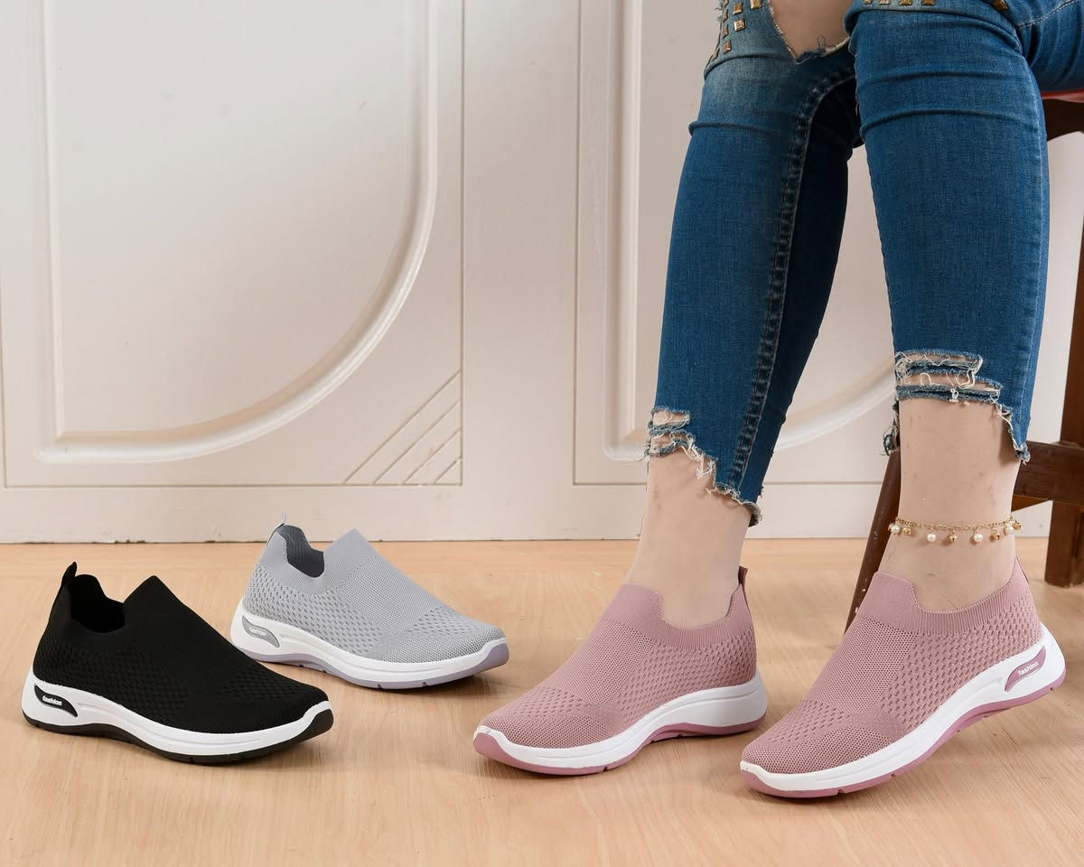 حذاء رياضي نسائي طبي فول كوالتي 

((***********)) واتساب
