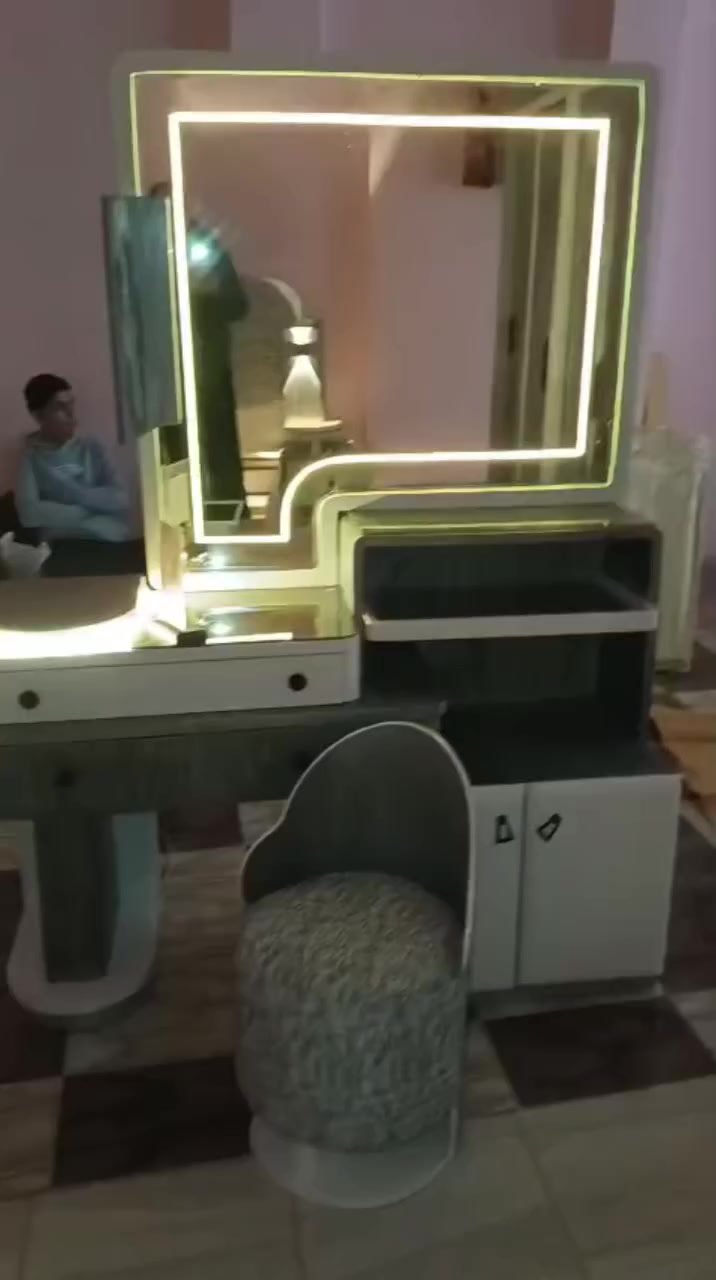 أحدث غرف النوم ٢٠٢٦
٠١٠٠٤٤٥١٨٦٤


**إذا كنت صاحب هذا الإعلان وتريد حذفه لأي سبب، رجاءا أرسل رسالة إلى الدعم الفني**