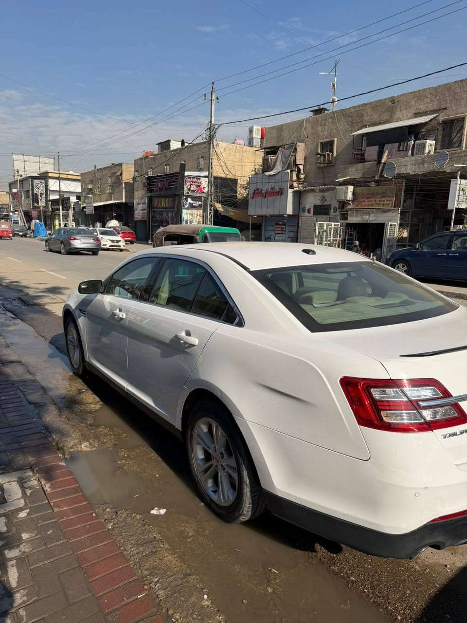 السلام عليكم 
فـورد تورس 2014 sel 
وارد خليجي ، مكـينه 3,500 
ماشيه 189 الف
رقم اربيل 
سنويه لـ ٢٠٢٦ 
مكـينه ، كيـر مكـفولات
تبـريد ثلـج 
تشـغيل عن بعد
كشـنات كهرباء 
لايت زنون 
تحكـمات ستيرن جهـتين
كـامره وشاشه ، تحكم تـبريد شاشه
حـساسات خلفي
منـافذ يو بي اس ، بلوتوث وغيره 
مثبت سرعه
تحكمات صوتيه 
كـود قفل البـاب 
السياره عليها ادامـه كامله متحـتاج برغي،
السعر 140 الرقم *********** اتصل و تدلل.
