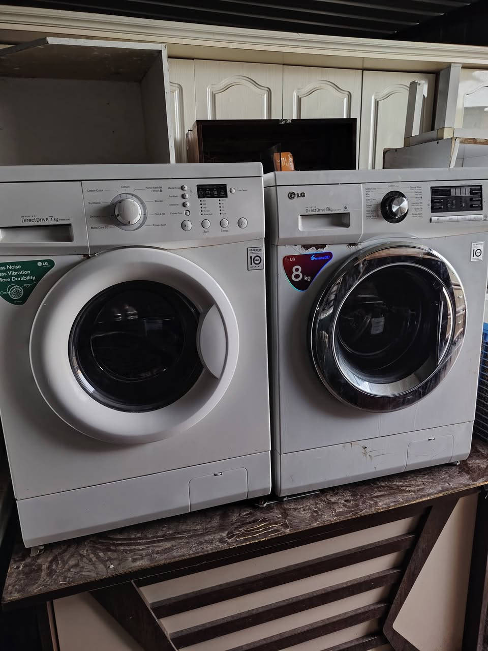 لبيع وشراء الأثاث المستعمل والجديد ومراوس كاطون الرازي قرب المجسر مقابيل الملعب شارع السايدين نشتري كافت الأثاث المنزلي ولمكتبي وغرف نوم تركي صاج عراقي للاستفسار هاتف وتس اب ***********
