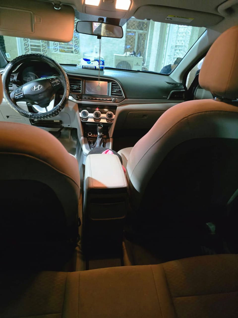 السلام عليكم
سيارة للبيع الانترا مديل 19سيارة مثل ما واضح كدامكم
الاستفسار الإتصال ***********
