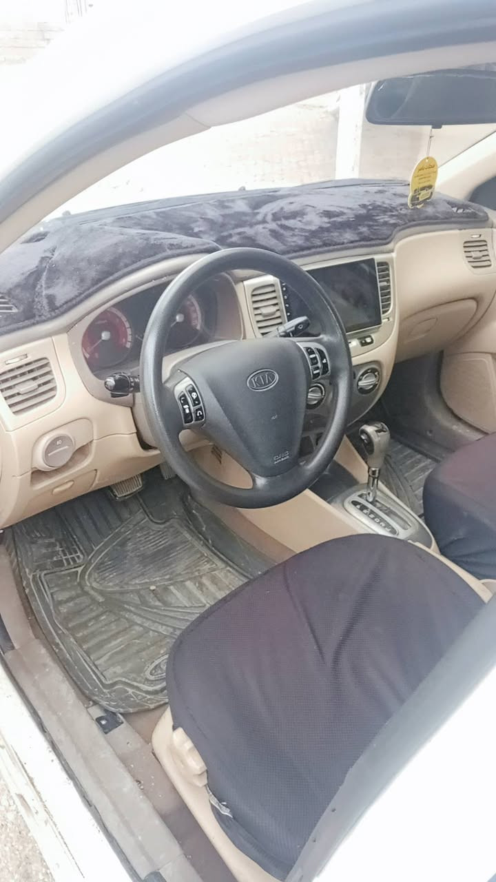 كيا ريو للبيع او مراوس 2011
كير ومحرك شرط مكينه 16
بدون ضرر بيها شبر صبغ بجاملغ الامامي
رقم بصرة مشروع وطني شرط تحويل والوكاله تحويل بلموصل 
طخم تواير تبريد تدفئه كلو شرط
غير متواجد ع الفيسبوك 
السعر 90 وبي مجال 
العنوان موصل /تلكيف 
رقم *********** بي واتساب
