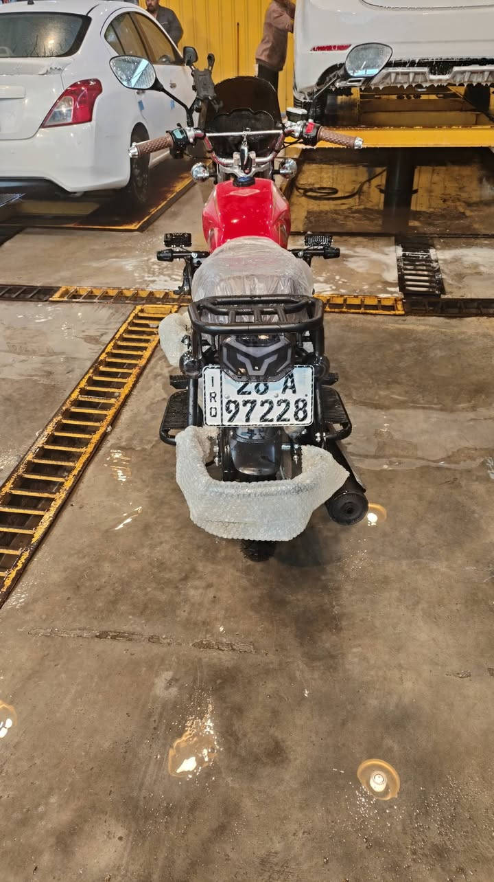 سولنك Nماكس للبيع
مديل 26  رقم وسنويه  
صارلهه 10 ايام طالعه من لوكيل  زيرو الدراجه  مكينه 200cc  مكاني نجف حي ميسان ***********
