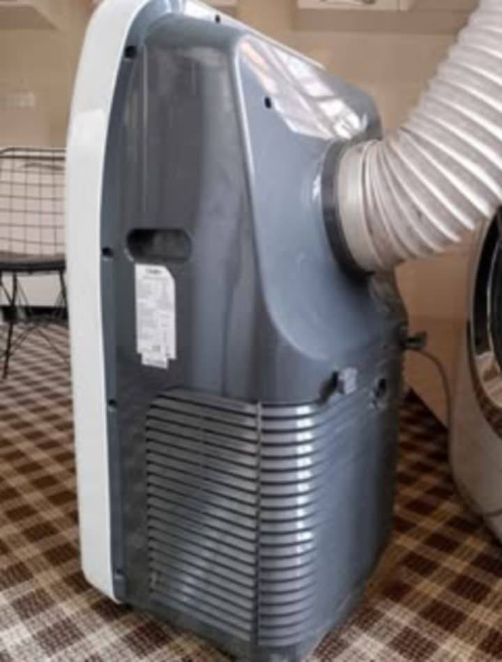 سبلت متحرك واحد طن يشتغل ع ٣ انبير يرهم للمكاتب صغيره او غرفه ٣×٣
العنوان الفلوجه حي الرساله سعر١٥٠الف للتوصل ***********
