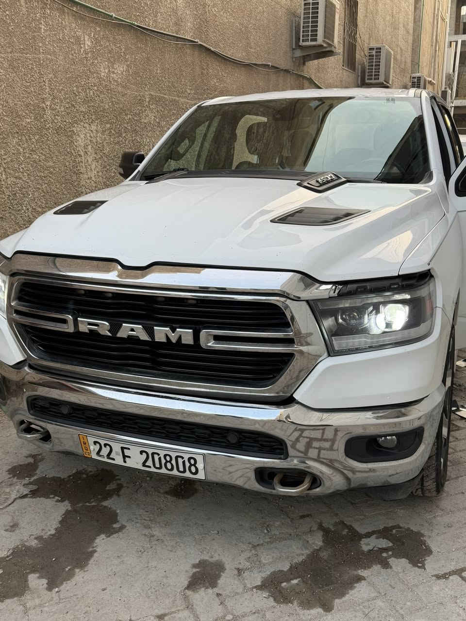 دوج رام بك هورن موديل 2021
مكينه 5700/ ماشيه ٩٤ الف
باب طويل بدي قصير
السعر ٢٧٠ 
التواصل /***********
