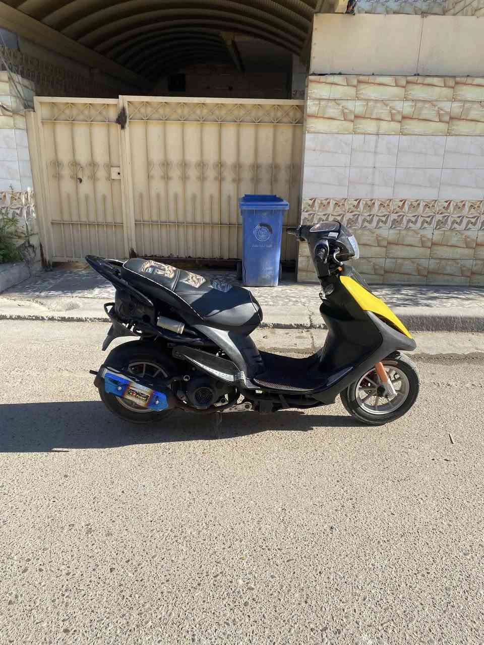 كفاله بيها مكينه مال رمبه سلف وكابريتر بلادي
كشن رياضي
عمبار انسي واي فضي
صدر مشمشي
صونده عمبار مشمشي
شيال فضي اصلي
دواسات كاعيه ستيل
مراوس شعدك نزل رايده ب650 وبيها مجال


**إذا كنت صاحب هذا الإعلان وتريد حذفه لأي سبب، رجاءا أرسل رسالة إلى الدعم الفني**