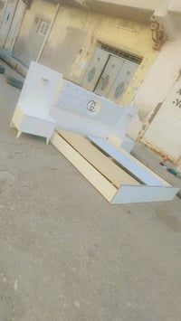 تخت نضافته ٩٠ بلميه خشب ثكيل ٧٠ قفل واصل بيتك شراين خبرو عل رقم ٠٧٧٦٥١...