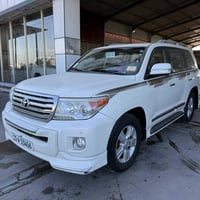 لاندكروز 2014   المواصفات   فتحة   6 سلندر   شاشة حجم كبير   داخل احمر...