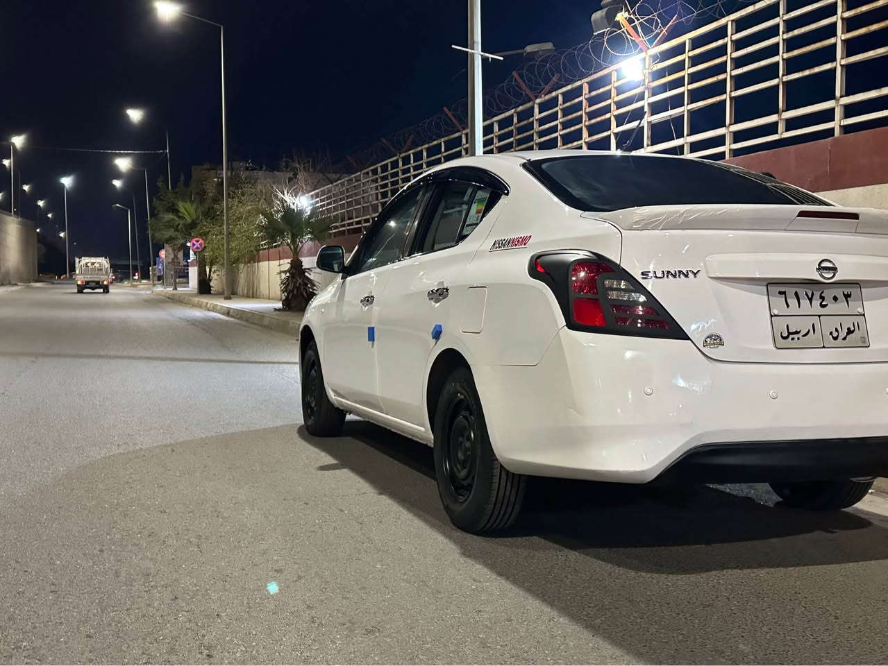 🔱NISSAN SUNNY 🧿🪬📦
موديل/2020 ⚜️ خليجي ✅
60km ماشي شرط الف 
لون/ ابيض ثلجي🇯🇵  سعر109💲
مواصفات/.  
1. تحكمات استيرن✅
2.دبل كيچ✔️
3.شاشة ايباد 
4.بلاجيكتور امامي بلادي
5.جناح خلفي بلادي
6.دواخل بلجيس + مغلف كامل
7.دبل سويج
8.مرايات جانبي كهربائي
ملاحظة //فقط تعديل علي جاملغ سايق امامي و صبغ شبر نفس جاملغ
بدون دواخل شرط
9. كشافات ظباب خلفي
*********** كركوك, العراق
