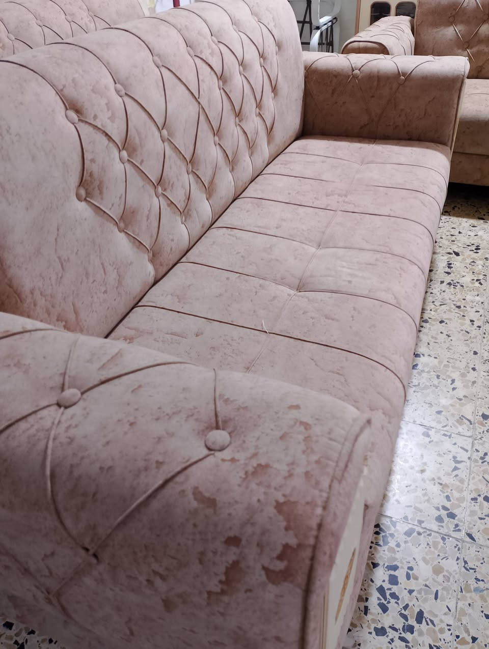 السلام عليكم عندي قنفات للبيع جدد بعدهن وثكال بس ماعرف شنو نوعيتهن بالضبط شتريتهن ب750 وهسه عارضهم ب500 خمس قطع وانت تجي وشوفهن بعينك وتفحصهن مكاني البصرة القبلة السعر بي مجال للشراي تواصلو خاص ودللو


**إذا كنت صاحب هذا الإعلان وتريد حذفه لأي سبب، رجاءا أرسل رسالة إلى الدعم الفني**